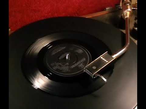 Yes Proto: 1964 - The Federals (ft. Tony Kaye) - Dance With A Dolly / The Climb