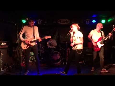 EMILY CHEKHOV Live @Cologne MTC – Kurwa