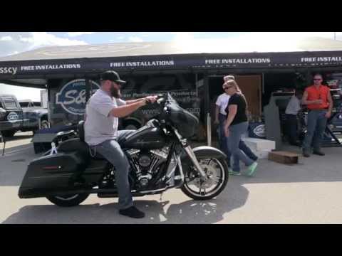 S&S Cycle - Customer Reactions At Daytona Bike Week
