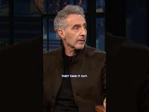 John Turturro teaches Seth how to pickpocket 🤭