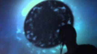 Thomas Azier - Shadow Of The Sun (Live La Gaîté Lyrique)