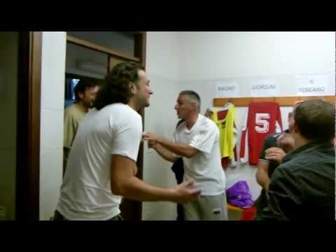 pre-partita vecchie glorie.mpg