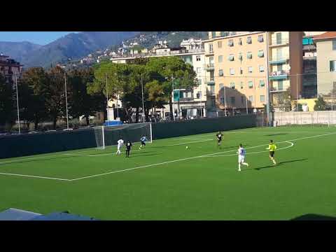 Ruentes 2010 vs Marassi 1965  0-4 il cucchiaio di Albrieux.