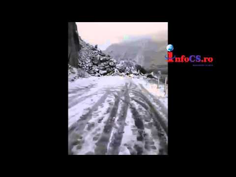 Traficul pe DN57 Moldova Nouă - Orașova - blocat total de sambata 16 ian