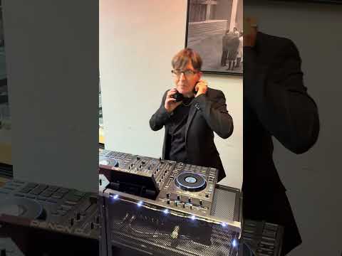 DJ Laura Mac video.