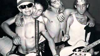 Red Hot Chili Peppers Police Helicopter Live 1984!