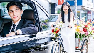 Download lagu CEO milyarder, single 30 tahun, jatuh cinta pada pandangan pertama dengan gadis pengantar! mp3