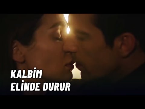 Ferhat, Dudaklarıyla Aslı'nın Aklını Aldı! -Siyah Beyaz Aşk 4.Bölüm