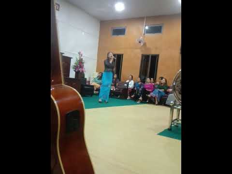 Esther Khiangte,  A live in a zaithiam daih zâwk 😀