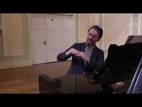 Piano masterclass with Leif Ove Andsnes and student Ilana Lode