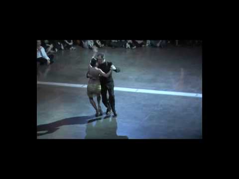  Sebastian Missé  and  Andrea Reyero  are  dancing  to  a  tango
