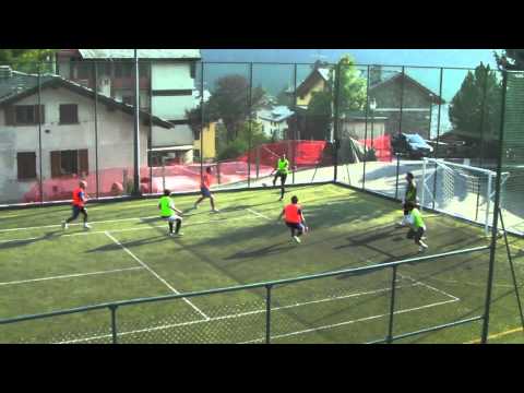 Allenamento pressing meneghina calcio milano