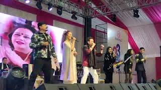 Download lagu Yeh kaali Kaali Aankhen Live Performance - Kumar Sanu | Last Show Of This Year  mp3