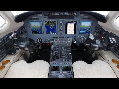 Universal Avionics InSight Integrated Flight Deck – AINtv