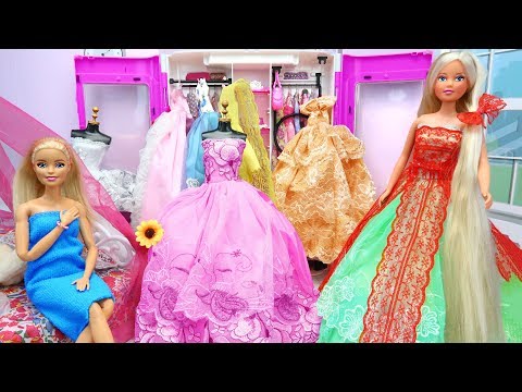 Princess Barbie Rapunzel Bedroom Morning Dress up💝