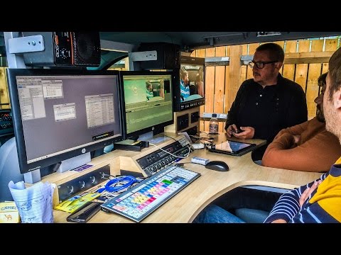 ROADTRIP EDITING VAN!
