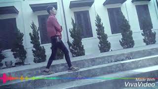 Download lagu Harusnya aku yang disana mp3 Download lagu Harusnya aku yang disana mp3
