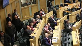 نواب انسحبوا من جلسة الأحد