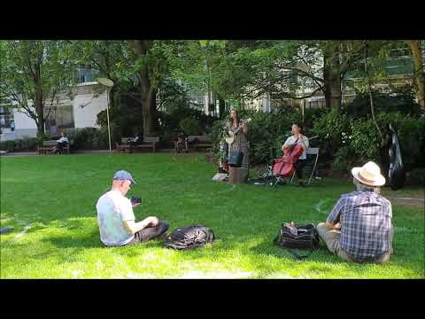 Daisy Chute with Midori Jaeger - Americana Medley @ Canada Square, Canary Wharf, London 30/07/20