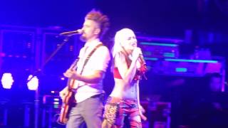 Gwen Stefani - Obsessed LIVE (1080p HD) @ Molson Canadian Amphitheatre Toronto