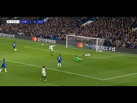 Incredible goal line clearance by Thiago Silva