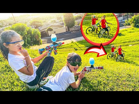 EXPULSALMOS OS VALENTÕES COM 4RMINHAS DE ORBEEZ!!! *botamos eles para correr*