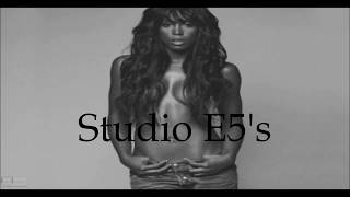 Kelly Rowland: E5 Belts (Studio)