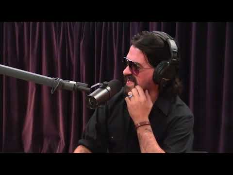 Joe Rogan   Huawei Being Busted for Faking Selfies With DSLR Camera | 2018