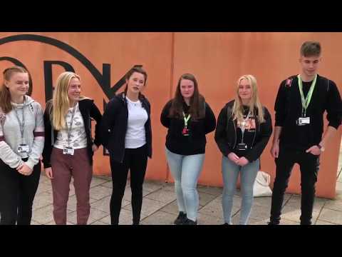 Elever ved Skjetlein går vg2 i England