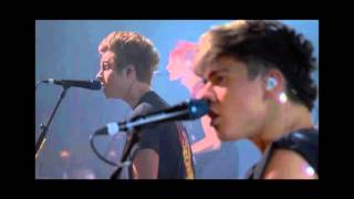 5 Seconds Of Summer - Out Of My Limit live from The Itunes Festival