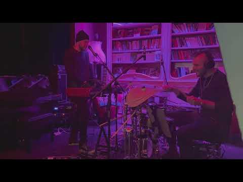 Cane sulla Luna - Registi + Col Crocifisso in mano live @ Germi 20.01.24