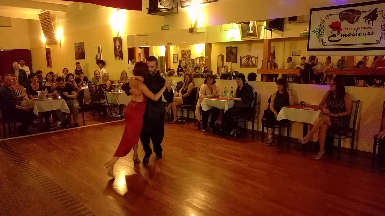 #1 Carla Esmeralda Bianchi & Andrea Dedò | Tango: Confesión. Goyeneche | Milonga En Lo De Balmaceda