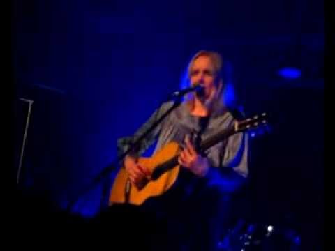 AneBrun - Big In Japan, Live at Salon IKSV Istanbul