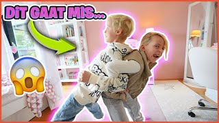 Download lagu TiJDENS ZANGLES DEMONSTRATiE GAAT HET MiS 😱 | Bellinga Vlog #2984 mp3