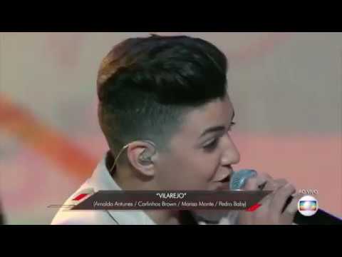 Carlinhos Brown e elenco do The Voice Kids(2016) interpretam Vilarejo