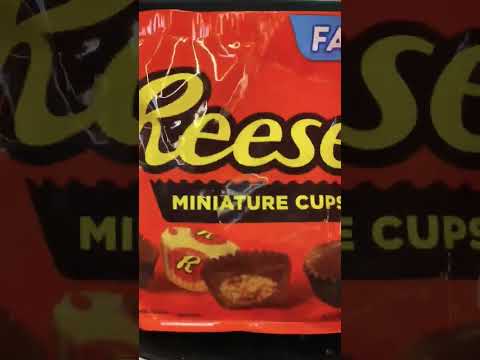 Satisfying Big Bag of miniature REESE'S PEANUT BUTTER CUPS #shorts #asmr #trending #viral