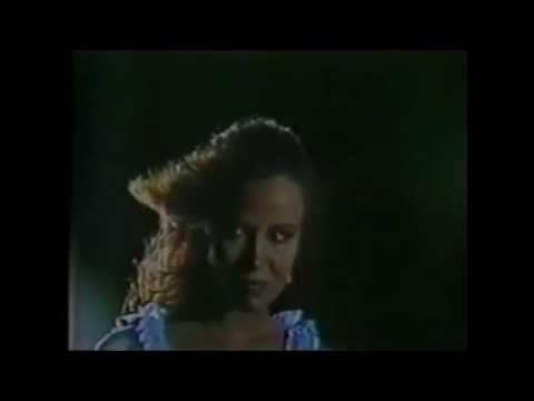 LEONELA 1984- ENTRADA