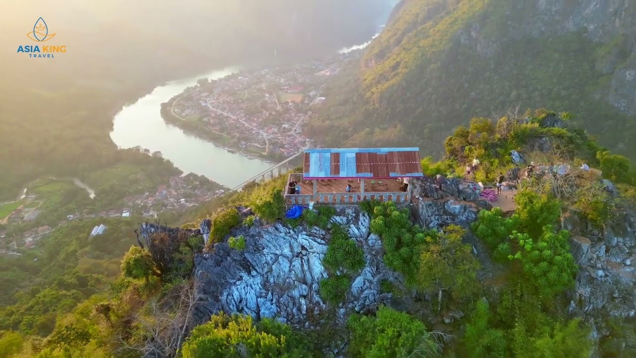 Nong Khiaw Laos – A Hidden Gem Among Limestone Mountains