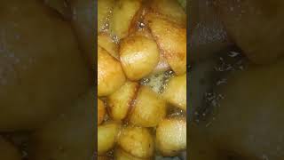 Download lagu aloo fry😋.. cooking with CHEF NAIM ❤❤😋😋👨‍🍳 mp3