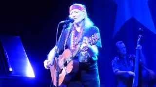 Willie Nelson - Mountain Dew (Houston 11.18.14) HD