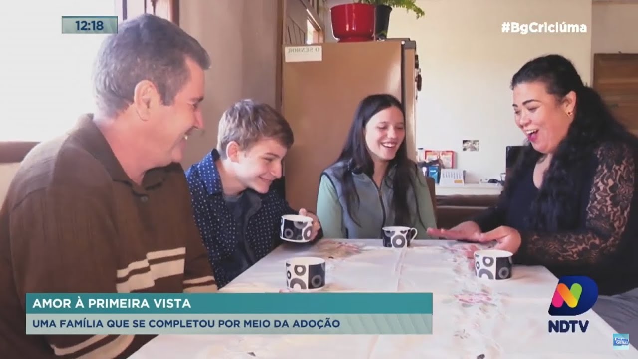 Dia da Adoção: a história de união de uma família por meio do amor