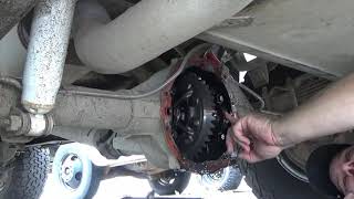 1991 GMC Jimmy Changing the Rear Differential Oil