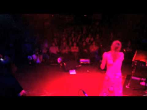 Kjersti Ekman & Shinearound - My Red Shoes (live)