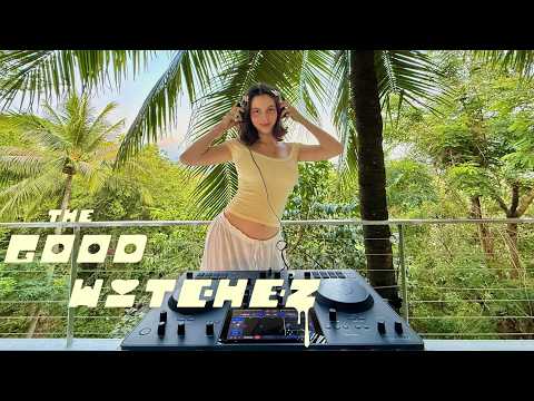 Uplifting Deep House Mix // Groovy and Jazzy House | Karla Tortilla