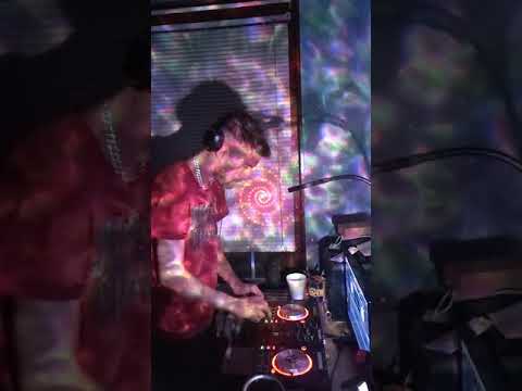 russian rap with scratch