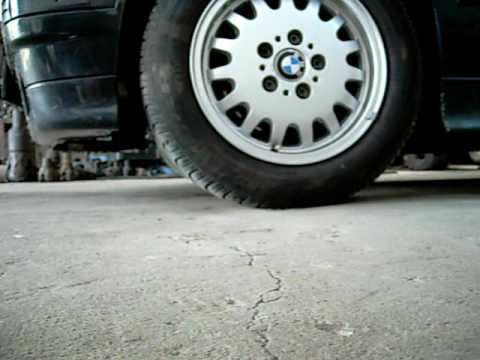 BMW e30/e36 Power Flex vs. Original.