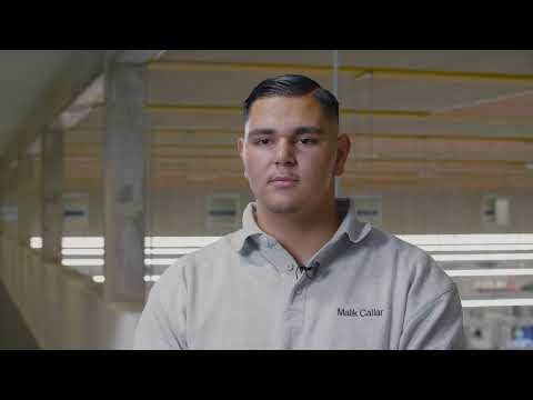 Interview Tag der offenen Tür 2023 im BZI  Remscheid mit Malik Callar, Azubi  BZI