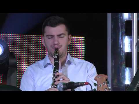 IZMIT SALIHU  - DY LULE TË BARDHA