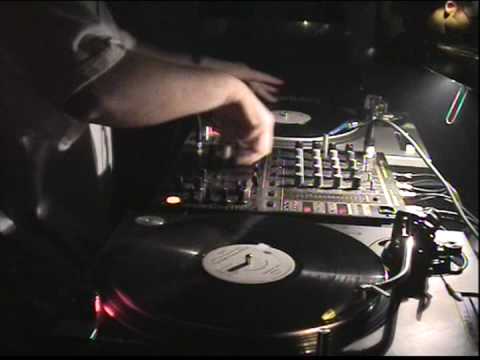 DJ GODFATHER/Database Detroit USA live @ Level 5 Club Lucerne (Switzerland)Oct.04