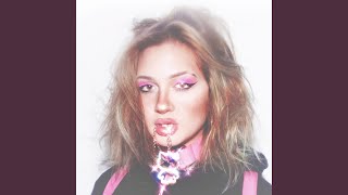 Pluton (mueve La Maraca) Lyrics English Translation